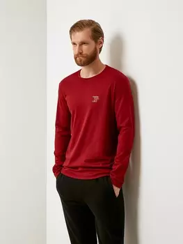 Лонгслив из легкого трикотажа