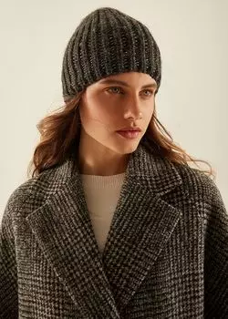 Трикотажная шапка фактурной вязки (56-58)