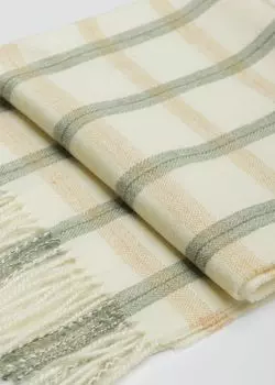 Светлый шарф в клетку (65*180)