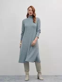 Платье трикотажное в рубчик M(46)