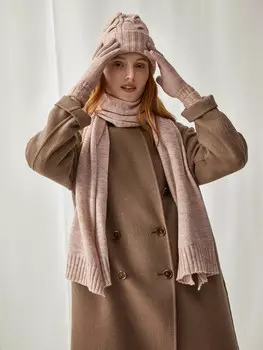 Палантин из шерстяной пряжи розового оттенка (190*45)