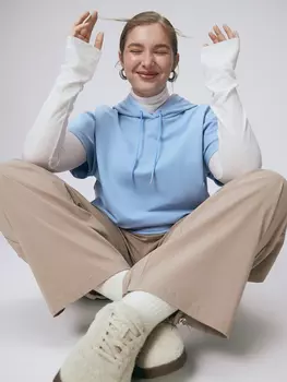 Свитшот с коротким рукавом и капюшоном M(46)