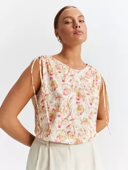 Топ с флористическим принтом LALIS