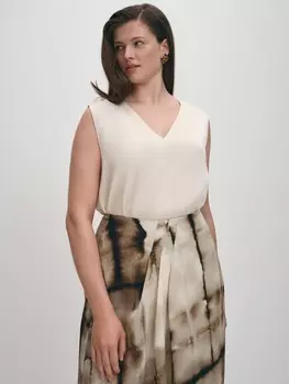 Топ с V-вырезом LALIS