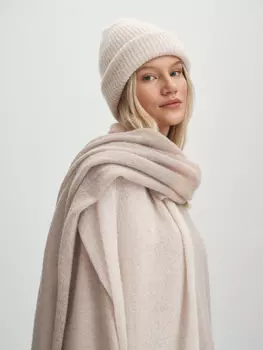 Вязаный палантин с овечьей шерстью и мохером (192*75)