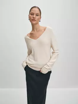 Вязаный тонкий однотонный джемпер XS(42)