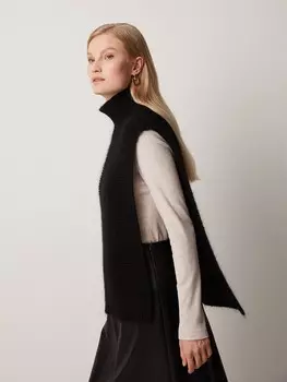 Жилет вязаный без боковых швов XS(42)