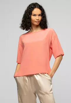 Футболка MAX&MOI