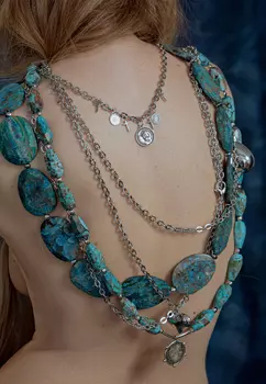 Колье "Голубая кровь" POLINA MIRCHEVA, линейка JQUEEN