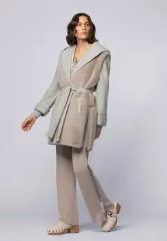 Пальто MAX&MOI