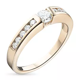 Кольцо из красного золота с бриллиантами э02к101015