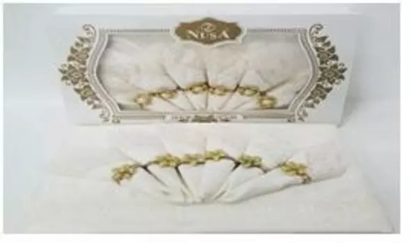 Комплект в коробке из скатерти 160х220 и 6 салфеток kdk кремовый