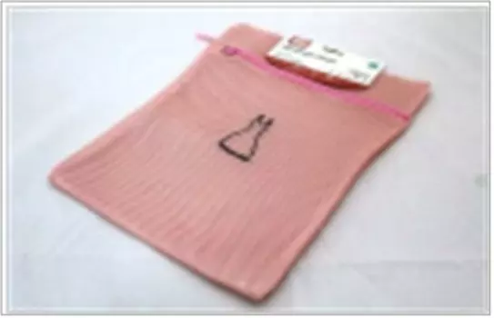 Мешок для стирки платья 30*40 см розовый