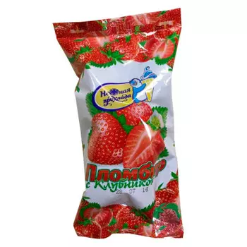 Мороженое Пломбир с кусочками клубники вафельный стакан 60г