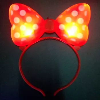 Ободок магик тайм красный из полипропилена со светодиодной подсветкой 19 x22 x1.5 см 87685