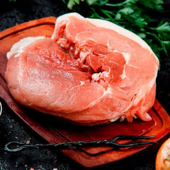 Окорок свиной б/к зам