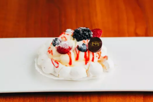 Пирожное десерт павлова, собственное производство