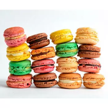 Пирожное Макаруны, собственное производство