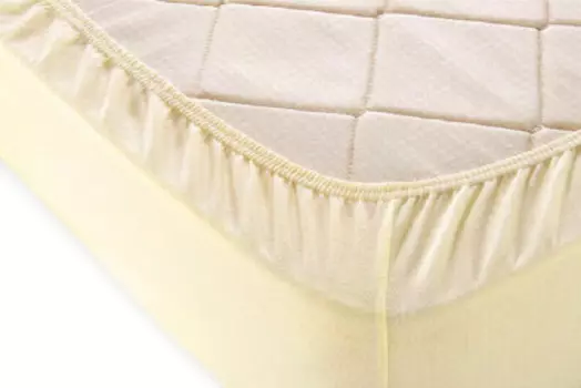 Простыня на резинке топленое молоко 180*200