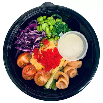 Салат поке с лососем 300 г сп