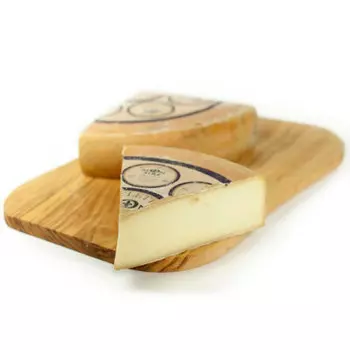 Сыр раклет 48% швейцария