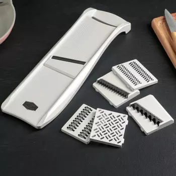 Терка 6 насадок пластик белый 2947246