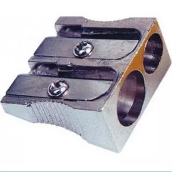 Точилка центрум 2отв металл 80339