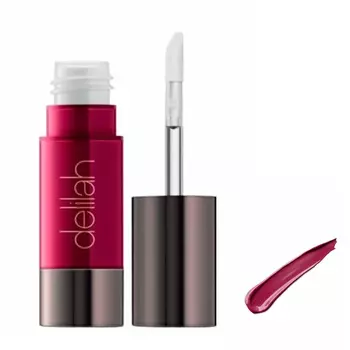 Помада Delilah