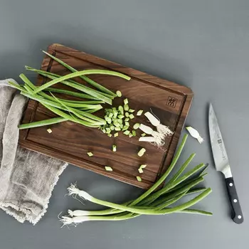 Доска разделочная из древесины ореха Zwilling 35x25cм