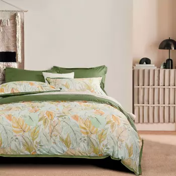 Комплект постельного белья евро Anabella Asabella листья на молочном, простыня темно-зеленая