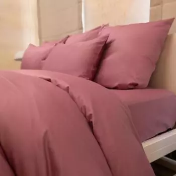 Наволочка Mollen Total Look в вишнёво-ягодном 70х70см