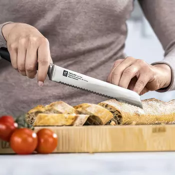 Нож хлебный Zwilling All Star 200мм