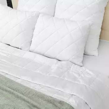 Одеяло Billerbeck Сари Суперлайт 200x200см