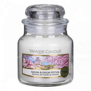 Свеча малая Yankee Candle Фестиваль цветения сакуры