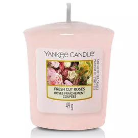 Свеча Yankee Candle Свежесрезанные розы