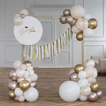 Арка-фотозона с шариками «White Gold»