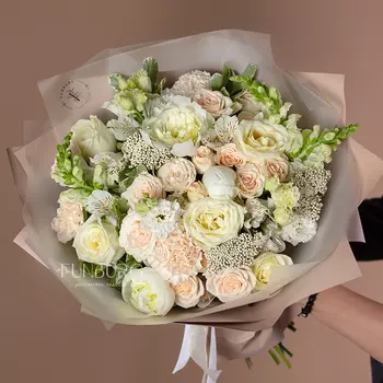 Авторский букет «Cream Brulee» L