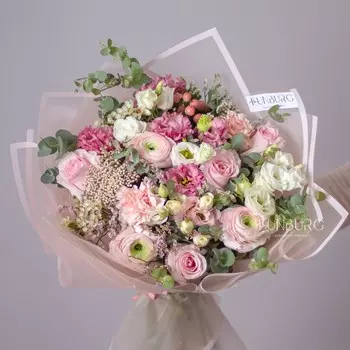 Авторский букет «Pink» M