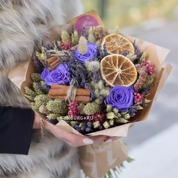 Букет из сухоцветов «Черничный смузи»