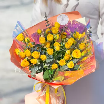 Букет кустовых роз «Лимонад»