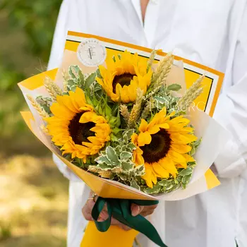 Букет подсолнухов «Солнечный»