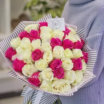 Букет роз из 45 роз «Шарм»