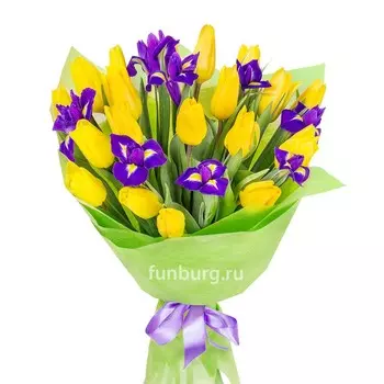 Букет с ирисами «Весенний дуэт»