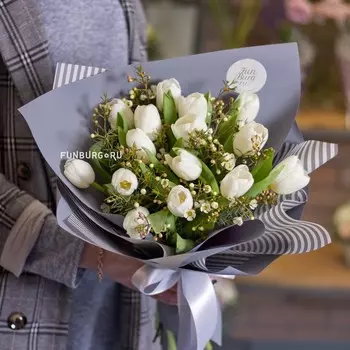 Букет тюльпанов «Дебют»