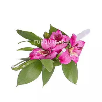 Бутоньерка «Лаура»