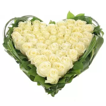 Цветочная композиция «Белое сердце»