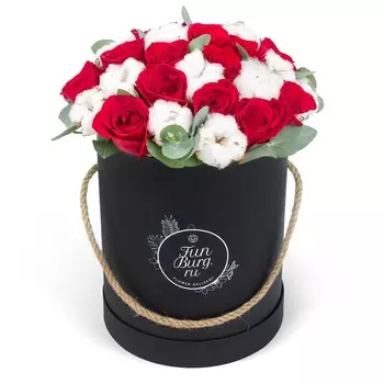 Цветы в шляпной коробке «Пряности и страсти»