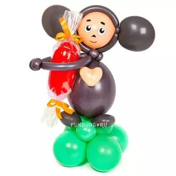Фигура из шаров «Чебурашка»