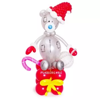 Фигура из шаров «Новогодний мишка Тедди»