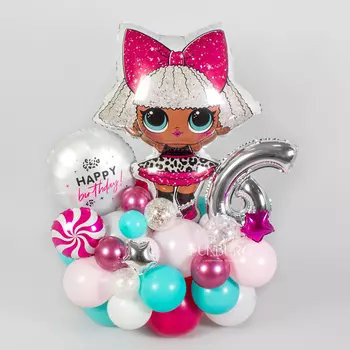 Фигура из шаров с надписью «LOL Diva»